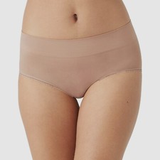 16 Wacoal Women's Beige Solid Feeling Flexible Seamless Brief Panty Size 8/XL