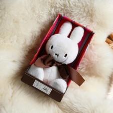 up to 600 yen OFF Next day shipping Miffy 70th Anniversary in Gift Box 34cm M