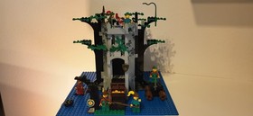 Lego Knights 6077 Forestmen,s River Fortress. Robin Hood Castle Knights 90s 