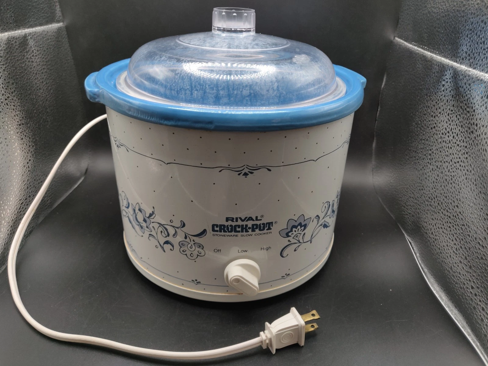 Vtg Rival Crock-Pot Model 3120 2.5 Qt Slow Cooker Blue & White w/ Lid Works