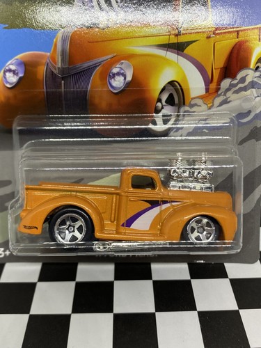 *COMPLETE SET* Hot Wheels 2018 Ford Truck Series Bronco,Ranchero,ETC 1/64 - Picture 10 of 10