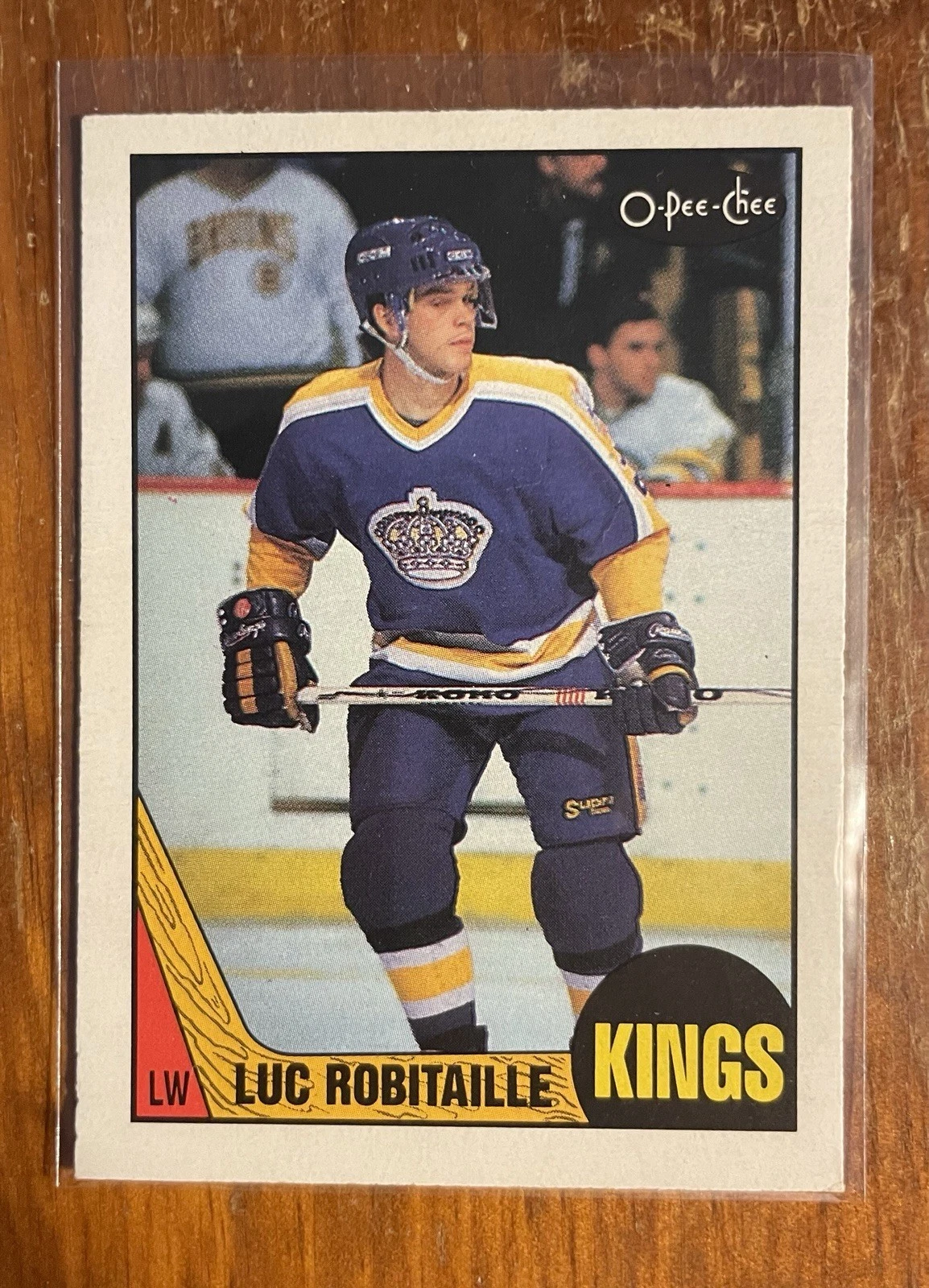 1987 O-Pee-Chee #42 Luc Robitaille Rookie Card