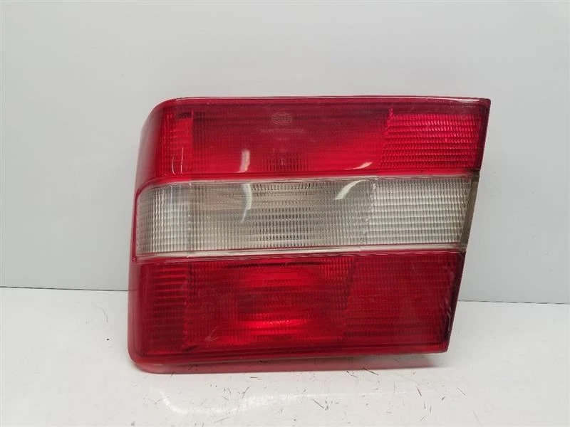 Passenger Tail Light Sedan Decklid Mounted Fits 95-97 VOLVO 960 5313 - Image 4 of 4