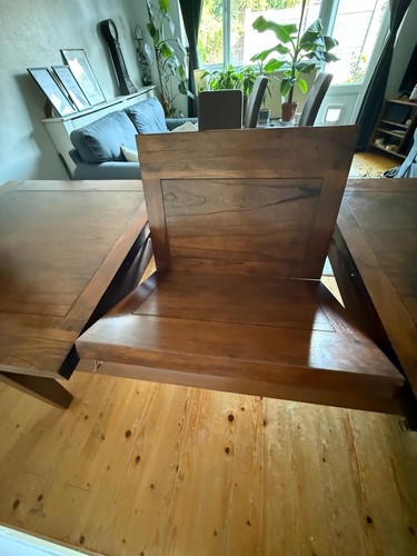Beautiful solid wood dining Table With 6 Chairs Extendable Paid £1000 Excellent - Picture 11 of 24