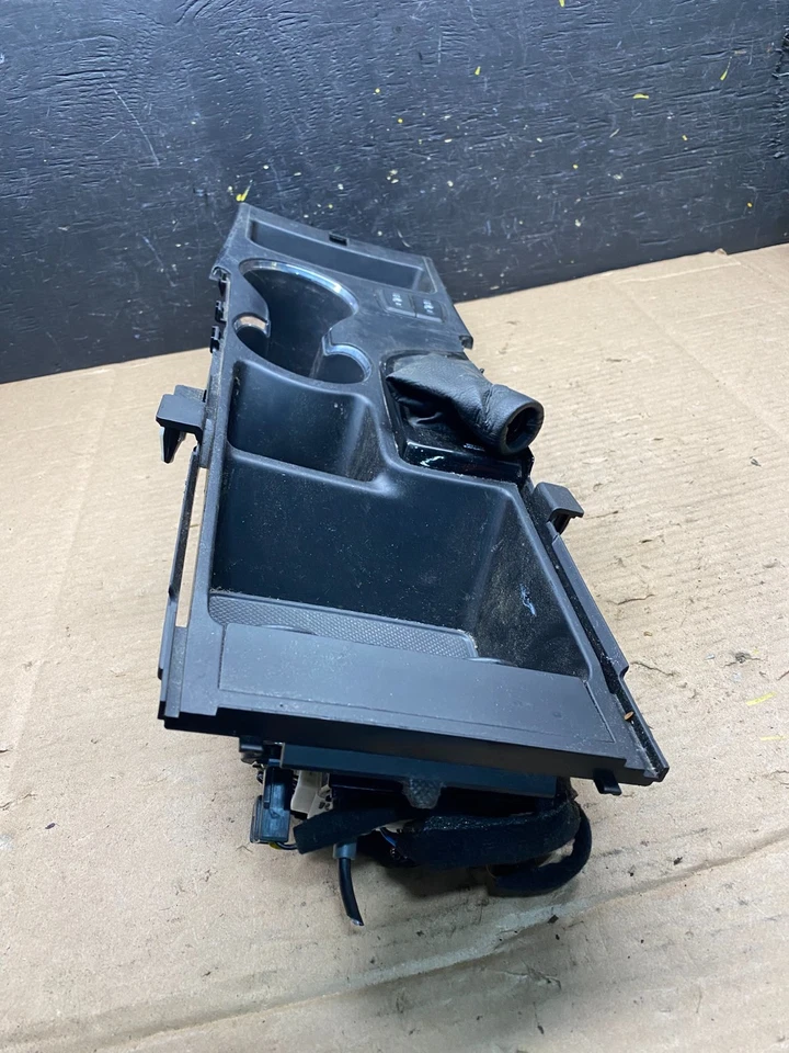 2011 a 2014 Hyundai Sonata câmbio central porta-copo console acabamento Q6847 DG - Imagem 4 de 4