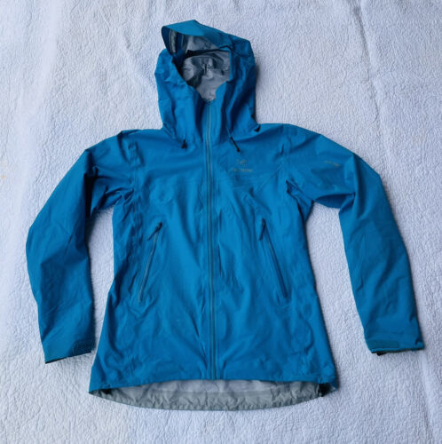 Veste femme Arc'teryx Beta LT M Gore-Tex Somrest bleu 800 $ - Photo 1 sur 13