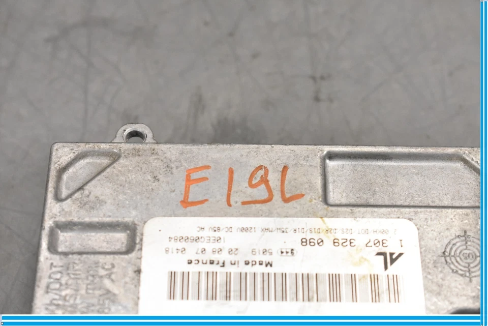 04-11 Volvo C70 Left Side Xenon Hid Headlight Ballast Module Control Unit Oem - Image 4 of 4