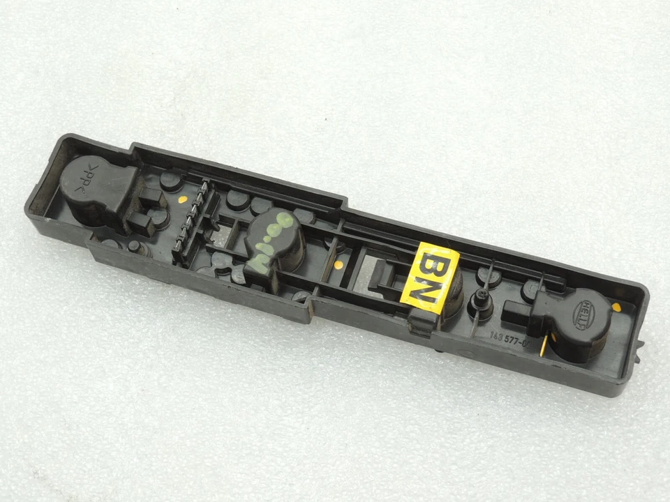 Piloto trasero derecho opel omega b caravan 143577-00 - Imagen 2 de 4