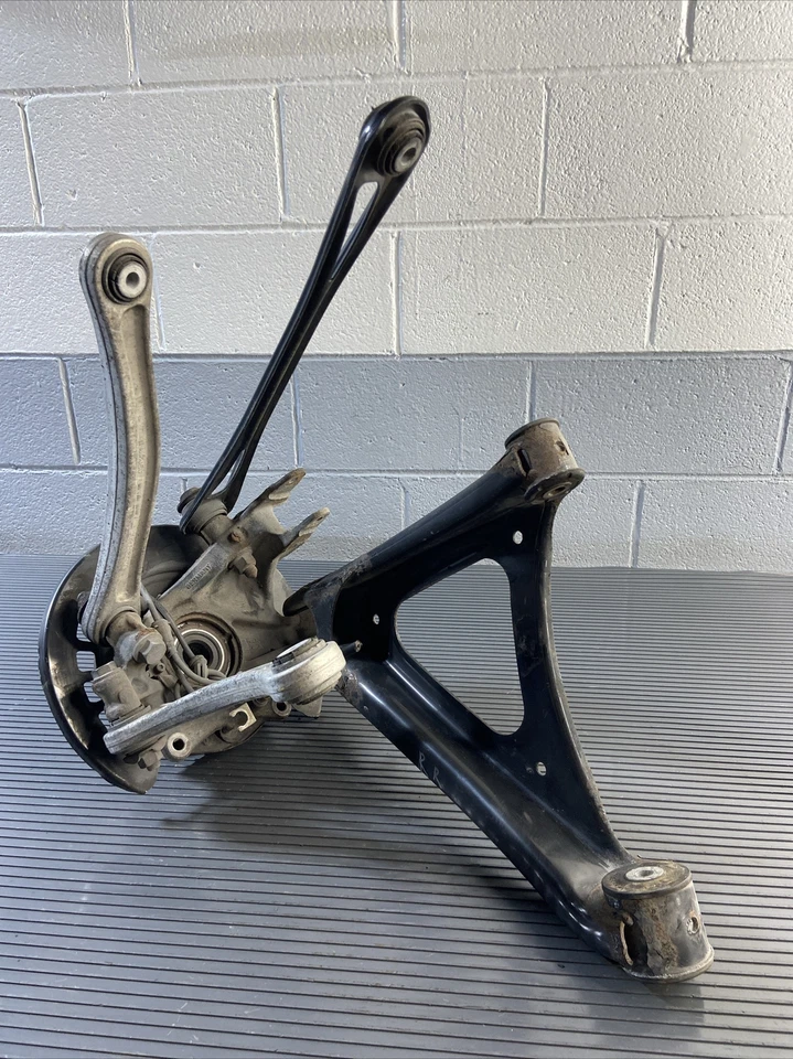 Conjunto de brazo de buje de nudillo de eje trasero derecho Audi Q7 2007-2015 OEM Foto 3 de 4