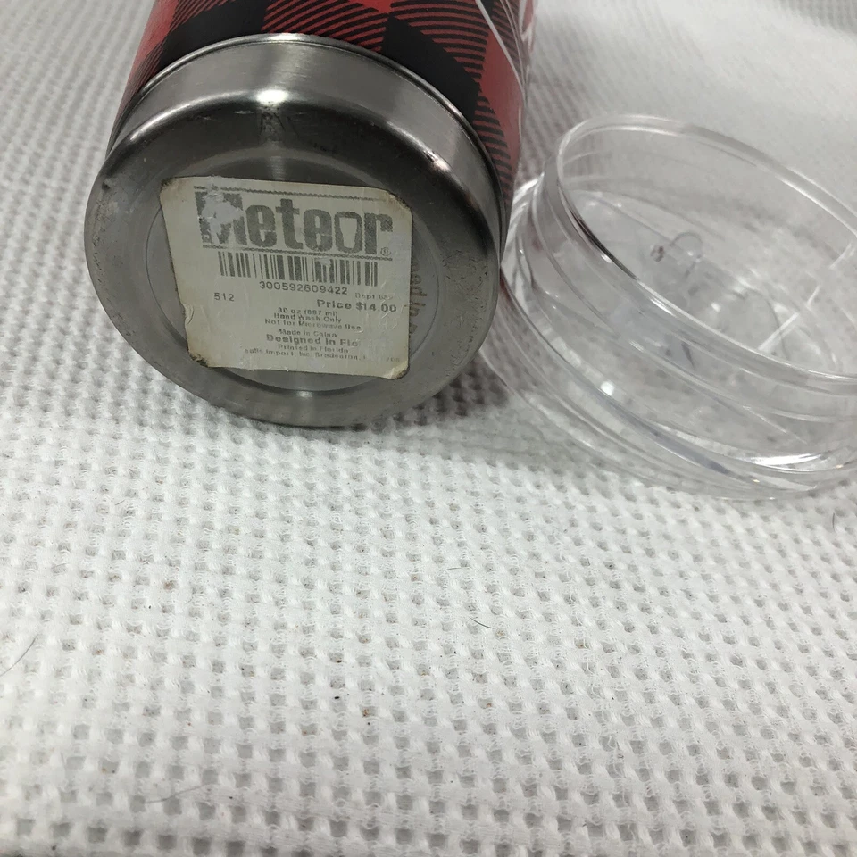 Vaso aislado de acero inoxidable 30 OZ. Cuadros rojos All Mama Wants Is A Silent Night Foto 4 de 4