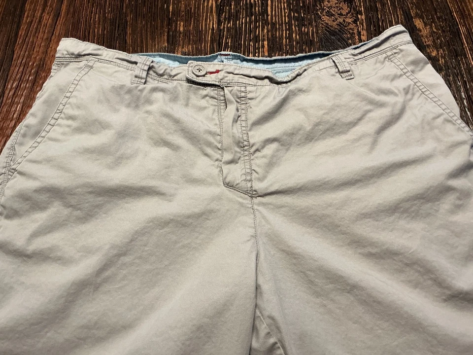 Howe Men's Reversible Shorts Blue/Khaki Sz.40 100%Cotton Flat Front - Image 4 of 4