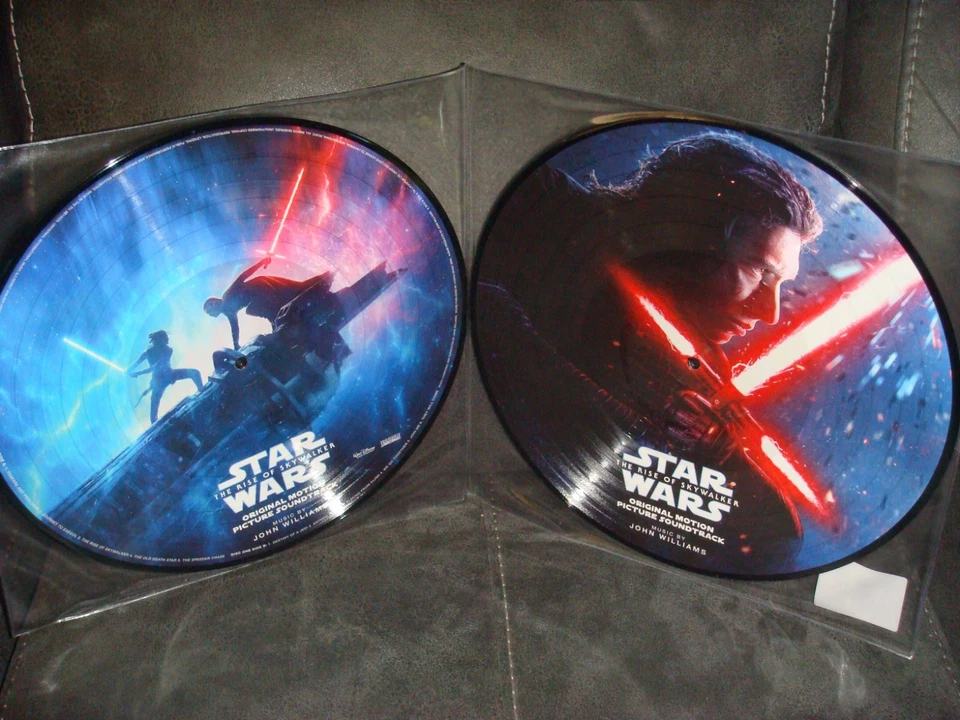 STAR WARS - RISE OF SKYWALKER - DOUBLE PICTURE DISC VINYL LP RECORD ALBUM-SEALED - Image 4 of 4