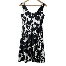 Ann Taylor Floral Dress Black White Size 2 Pleated Sleeveless Zip Lined Pockets