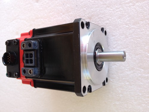New In Box FANUC A06B-0115-B103 Servo Motor