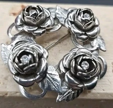 Pin Brooch Silver Tone Roses & Rhinestones Round Wreath Leaves 