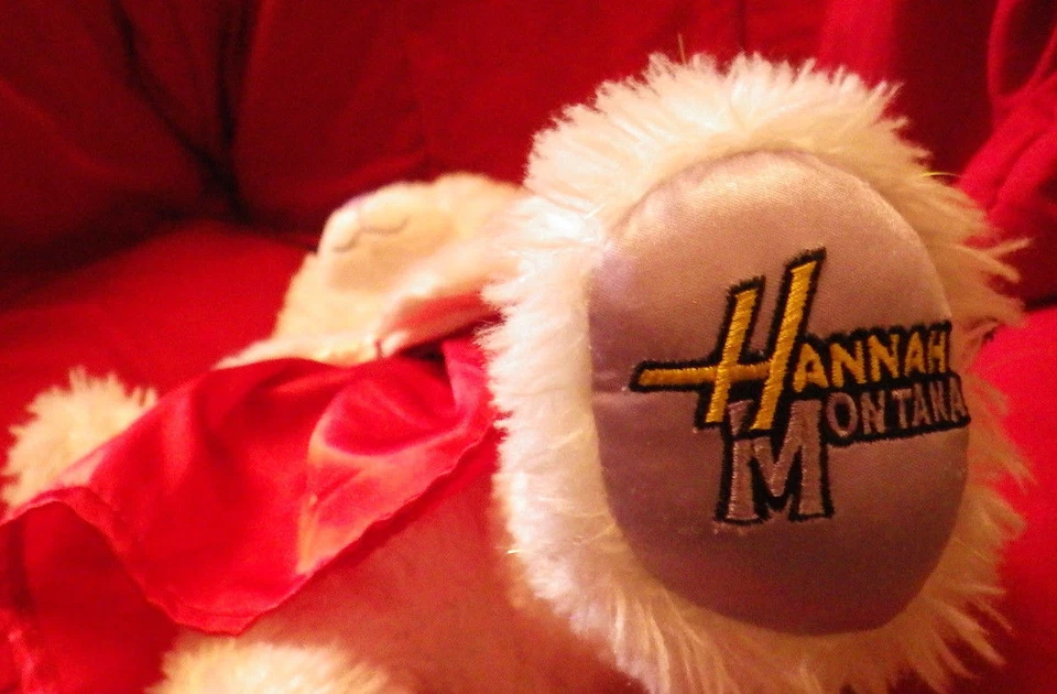 Juguete de peluche de 16" Hannah Montana Mrs. Santa Build a Bear Workshop Foto 3 de 3