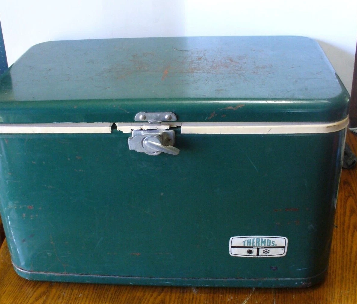 Vintage thermos hotsell ice chest cooler