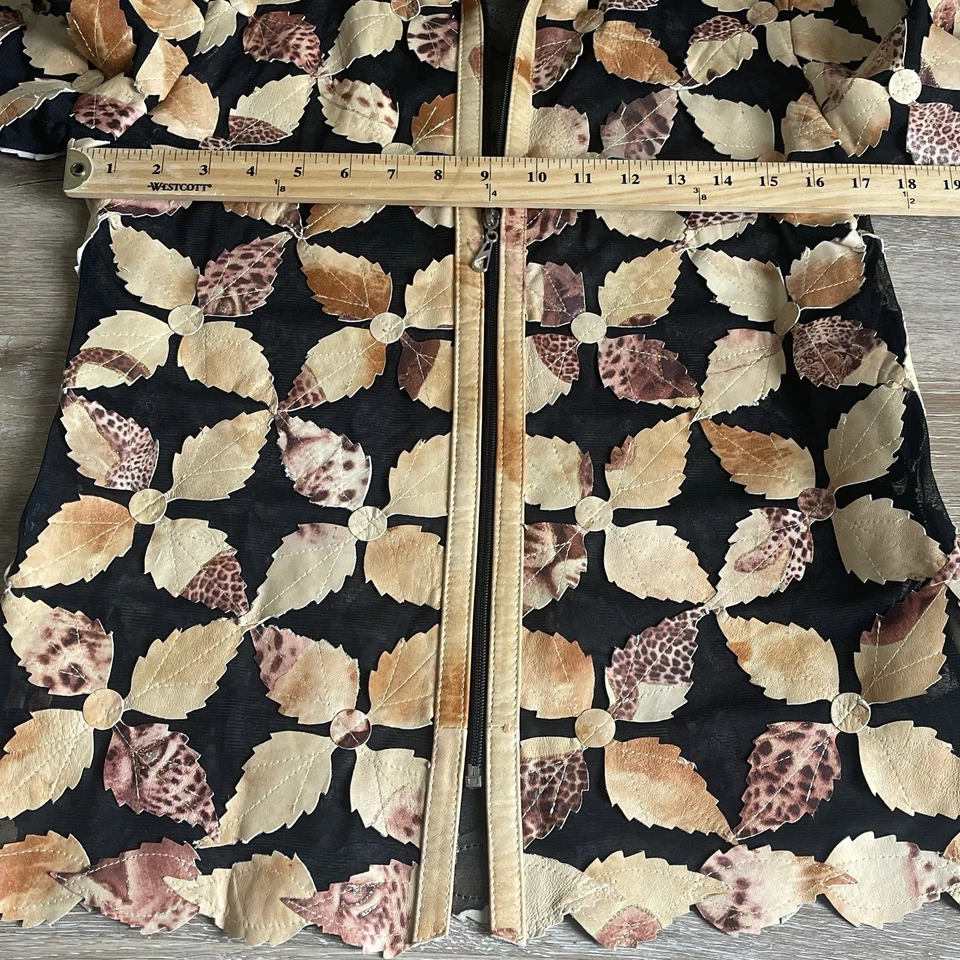 Jaqueta Image Couro Folha Tamanho Pequeno Folhas Recortes Malha Zíper Completo Gola - Imagem 4 de 4