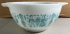 VINTAGE PYREX 1 1/2 PINT PENNSYLVANIA DUTCH OVENWARE