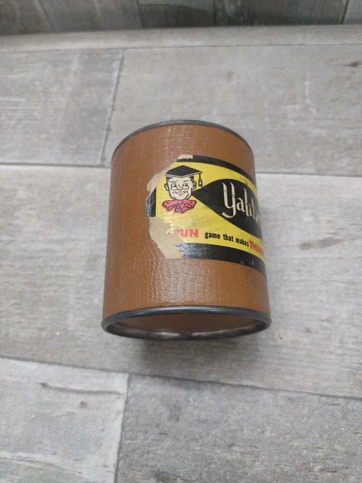 1967 Vintage Yahtzee Copo de Dados Apenas Substituição Peça de Jogo Shaker - Imagem 2 de 4