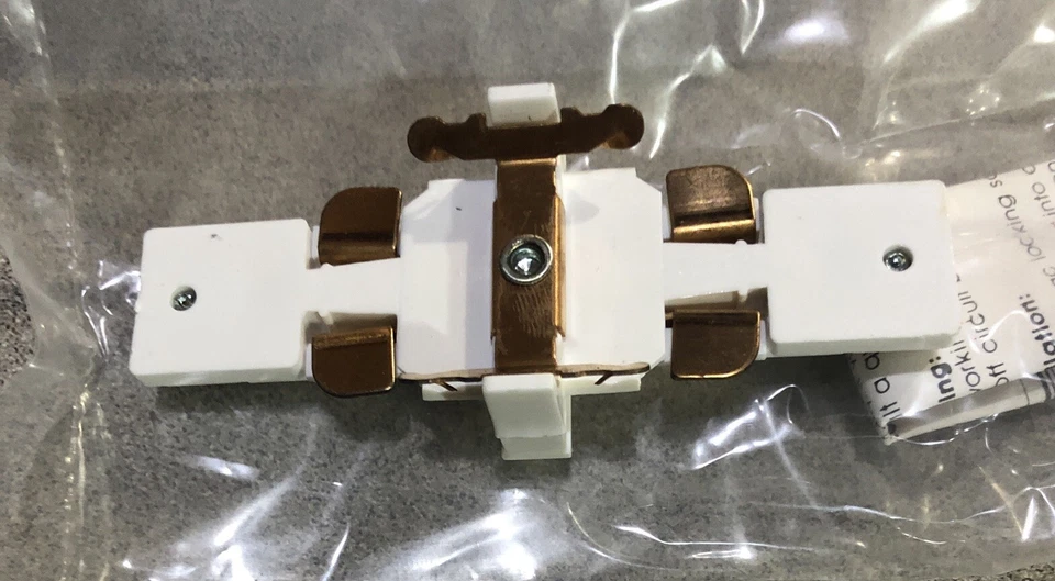 SEA GULL LIGHTING White Track Lighting Conectors 2612-15 White - Image 2 of 3