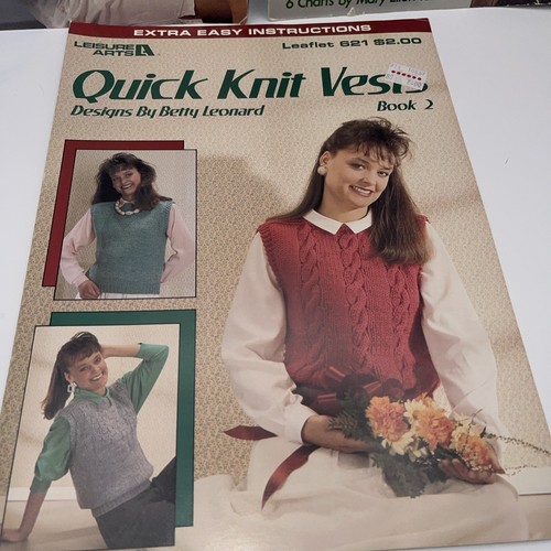 Vintage Leisure Arts & Bernat Sweater Pattern Books - Lot of 3 - Vests & Bears - Picture 4 of 8