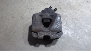 Bremssattel Vorne Rechts BMW 318d DPF Touring Bj 2008 E90 / E91/ 2404593