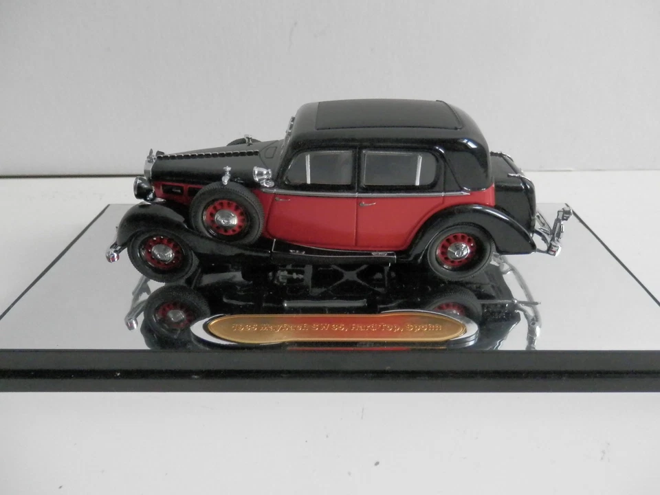 1/43 Scale Signature Models. 1935 Maybach SW35 Hard Top - Image 2 of 4