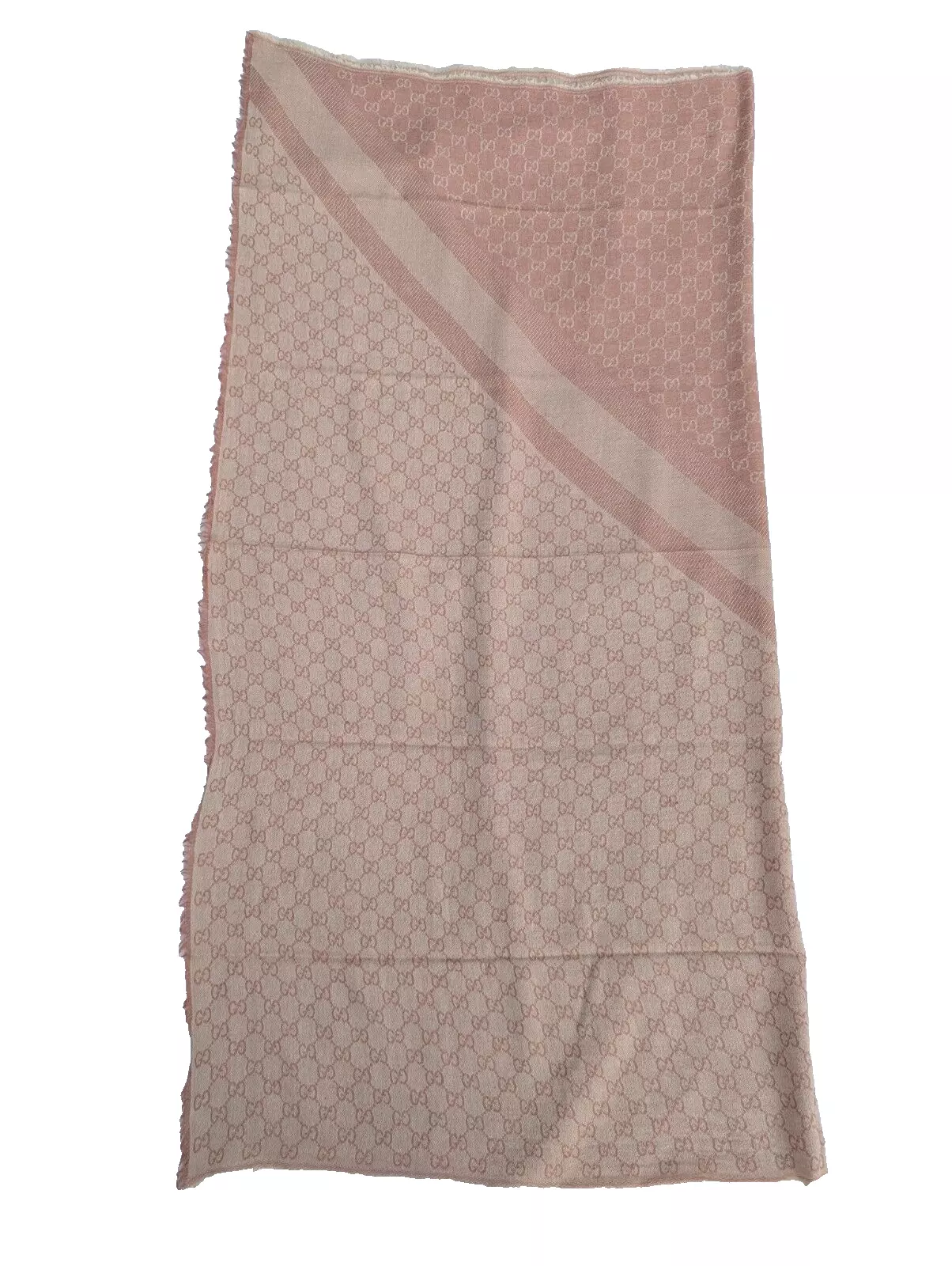Gucci Authentique foulard carré rose monogramme 80% laine 20% soie fabriqué en Italie.