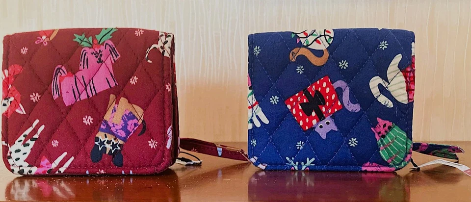 Vera Bradley Essential Cartera Pequeña Acolchada Gatos Perros Regalo de Vacaciones Perros Nuevo con Etiquetas Foto 3 de 3