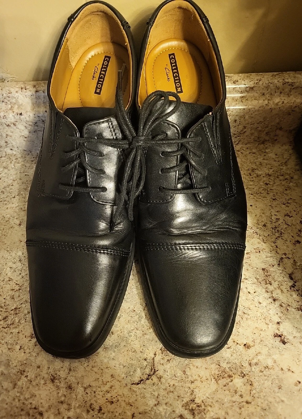 Ultimate Comfort Collection by Clarks 15770 Men’s Size 9.5 Black Leather Oxfords