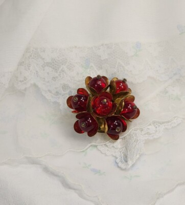 Vintage 40s Early Unsigned Miriam Haskell Flower Poured Glass Gripoix Brooch