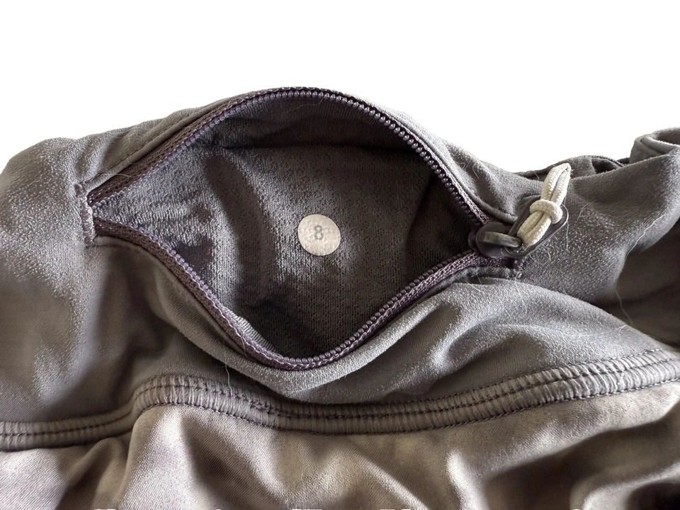 Falda/Falda Lululemon Speed Snowy Owl Gris Talla 8 Usada en Excelente Condición/Muy Rara Foto 3 de 4