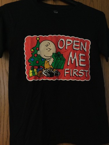 Charlie Brown - Peanuts Christmas - “Open Me First” - Black Shirt - S - Peanuts