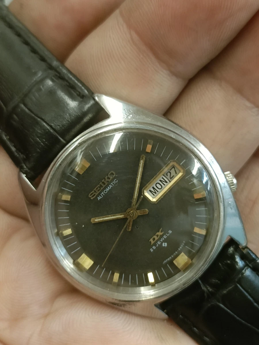 Seiko Automatic DX 25 Jewels Japan Men s Day Date 6106 8530 Cal. Hacking Retro
