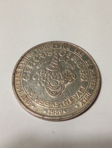 1989 CIRCUS CIRCUS CASINO LAS VEGAS, NEVADA $1.00 TOKEN GREAT FOR COLLECTION! - Picture 1 of 2