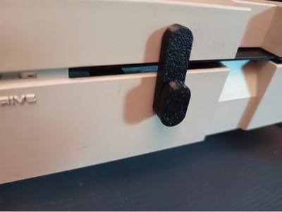 (5) Commodore 128D & 1571 drive latch - 3D Printed