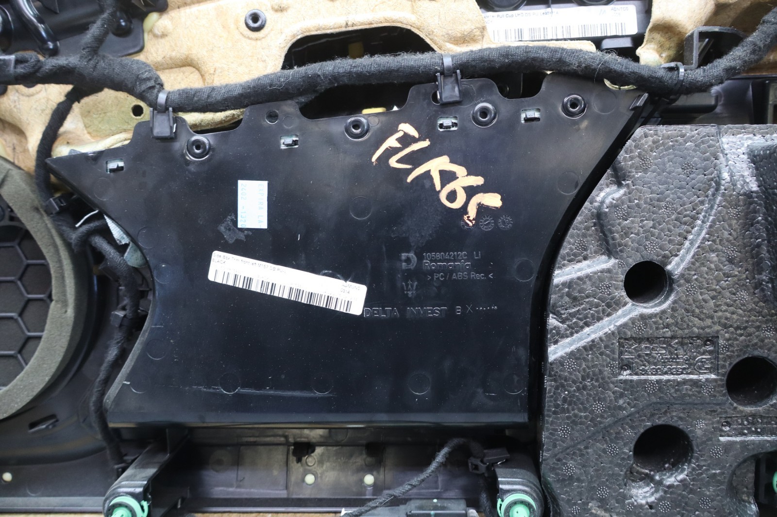 14-22 Maserati Ghibli Front Left Driver Side Interior Door Panel Cover Oem