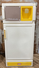 Little Tykes kitchen Refrigerator Freezer Ice dispenser white yellow