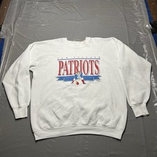 Vintage 90s New England Patriots NFL Chalk Line L/XL Sweatshirt White Distressed