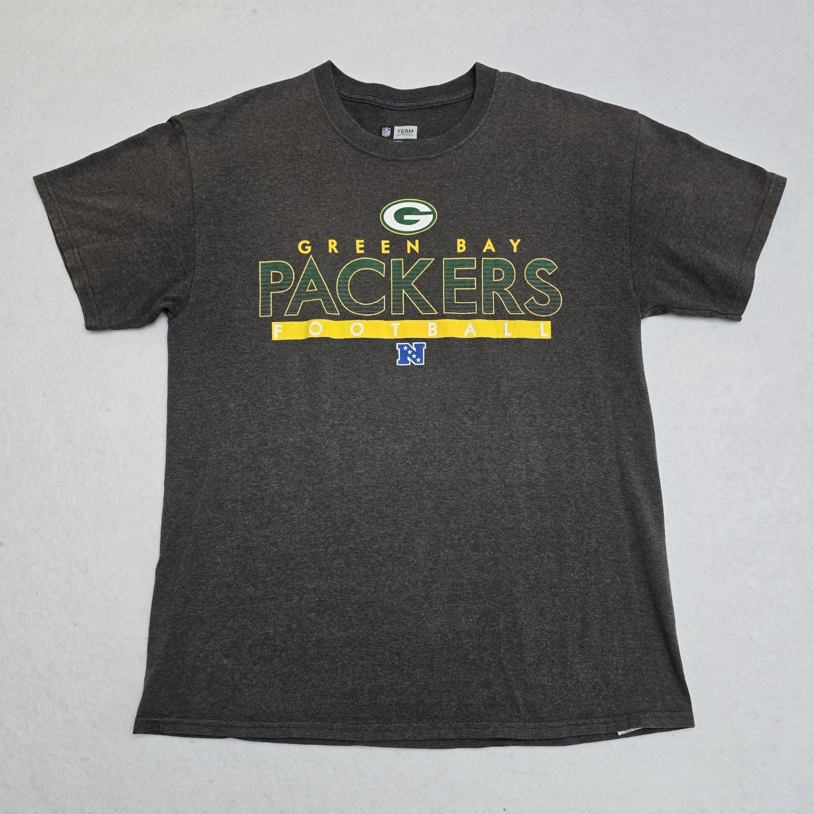 Green Bay Packers NFL Team Apparel Short Sleeve  T-Shirt Mens Size Large Gray