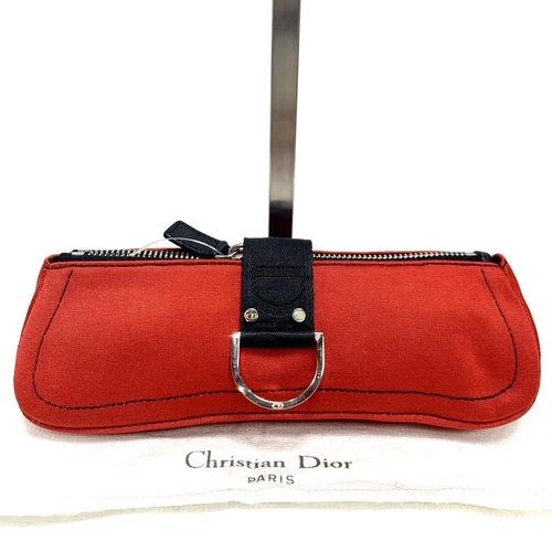 Pochette zippée Christian Dior rouge hardcore taille : L8,3 x H2,8 po Vintage