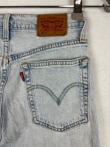 Levi's 501 Womens Size W 24 Light Wash Blue Demin Jeans Straight Leg Button Fly - Picture 8 of 12