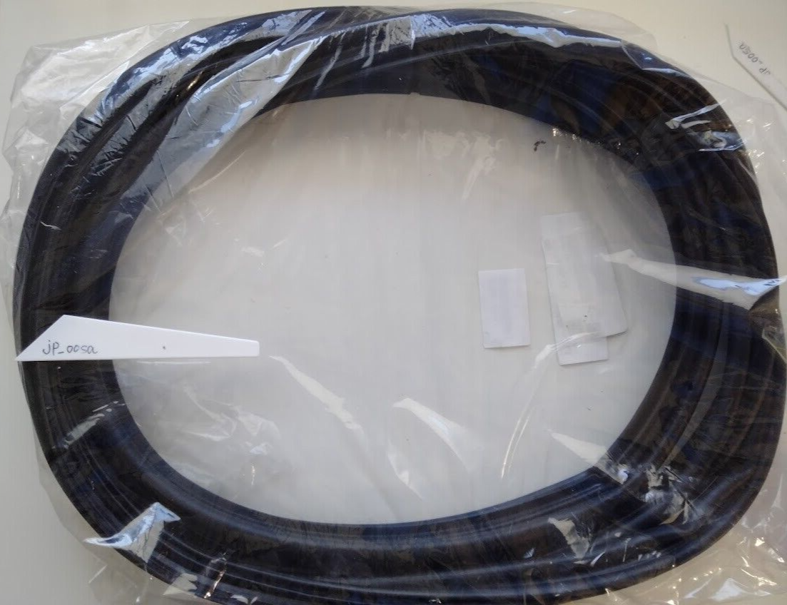 Toyota Land Cruiser LC100 Lexus LX470 OEM Back Door Weatherstrip