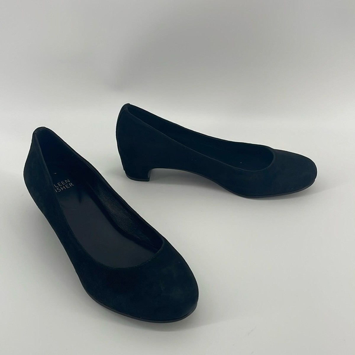 Eileen Fisher Suede Heels in Black 6 A17