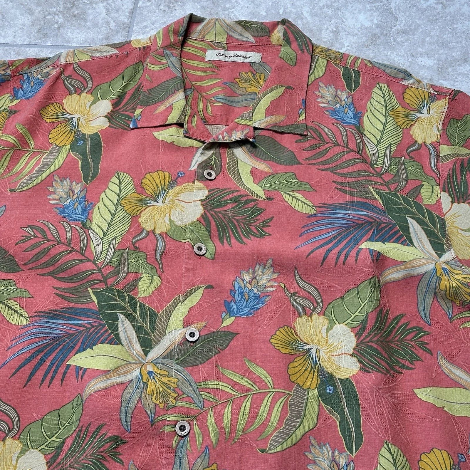 Tommy Bahama Shirt Men XL Multicolor Silk Hawaiian Loop Collar Floral Hibiscus
