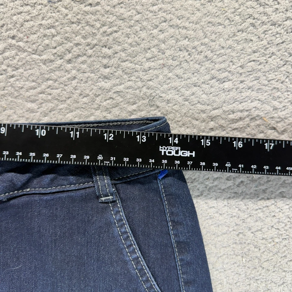 Pantalones cortos de mezclilla informales elásticos de tiro medio azul lavado oscuro Jennifer Lopez para mujer talla 0 Foto 2 de 4