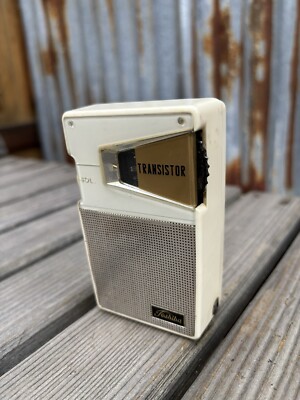 Toshiba 6TP-309A 1950年代　昭和レトロ　トランジスタラジオ s-l400.jpg