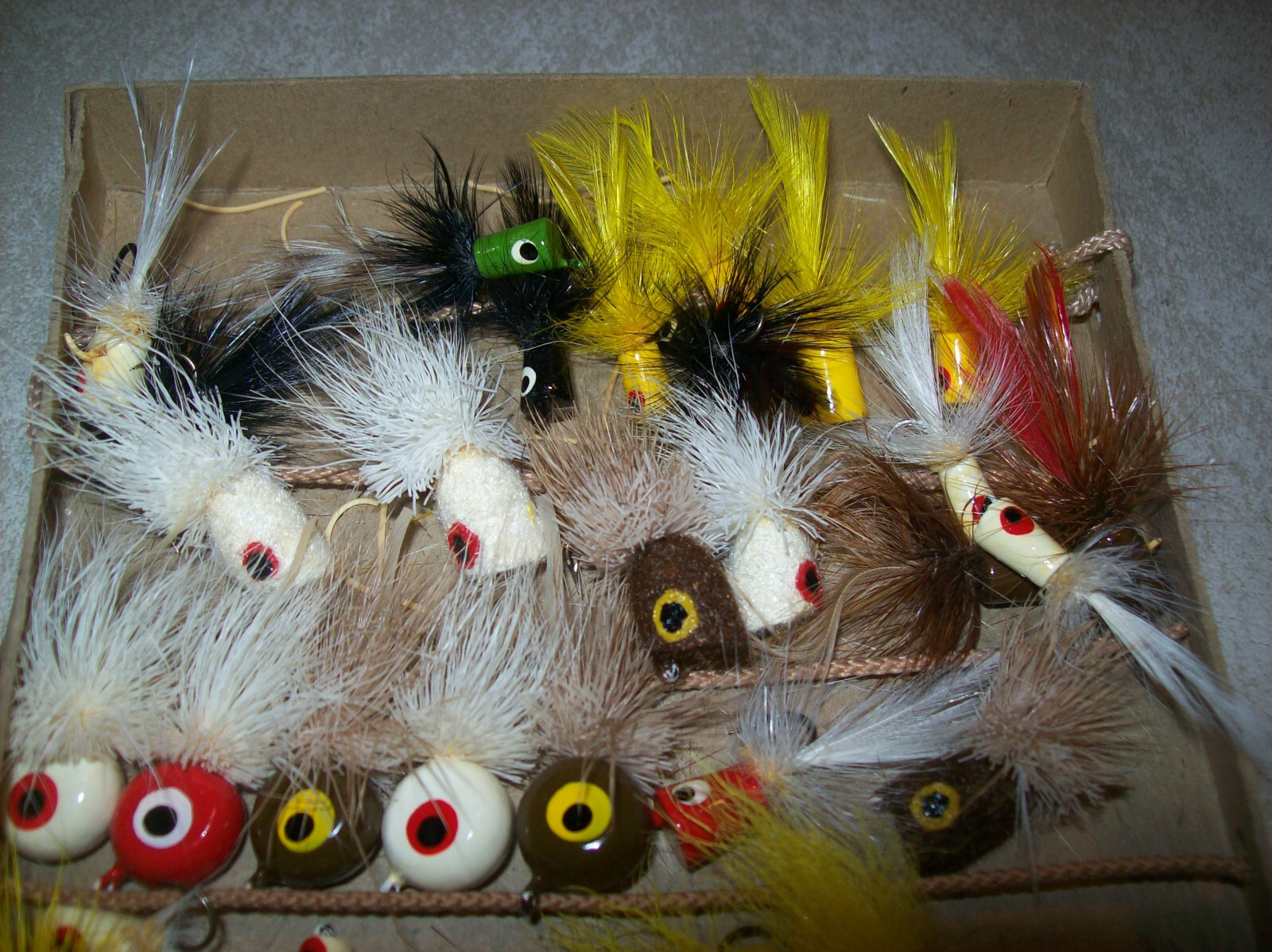 Vintage Fishing flies wood poppers - Image 2