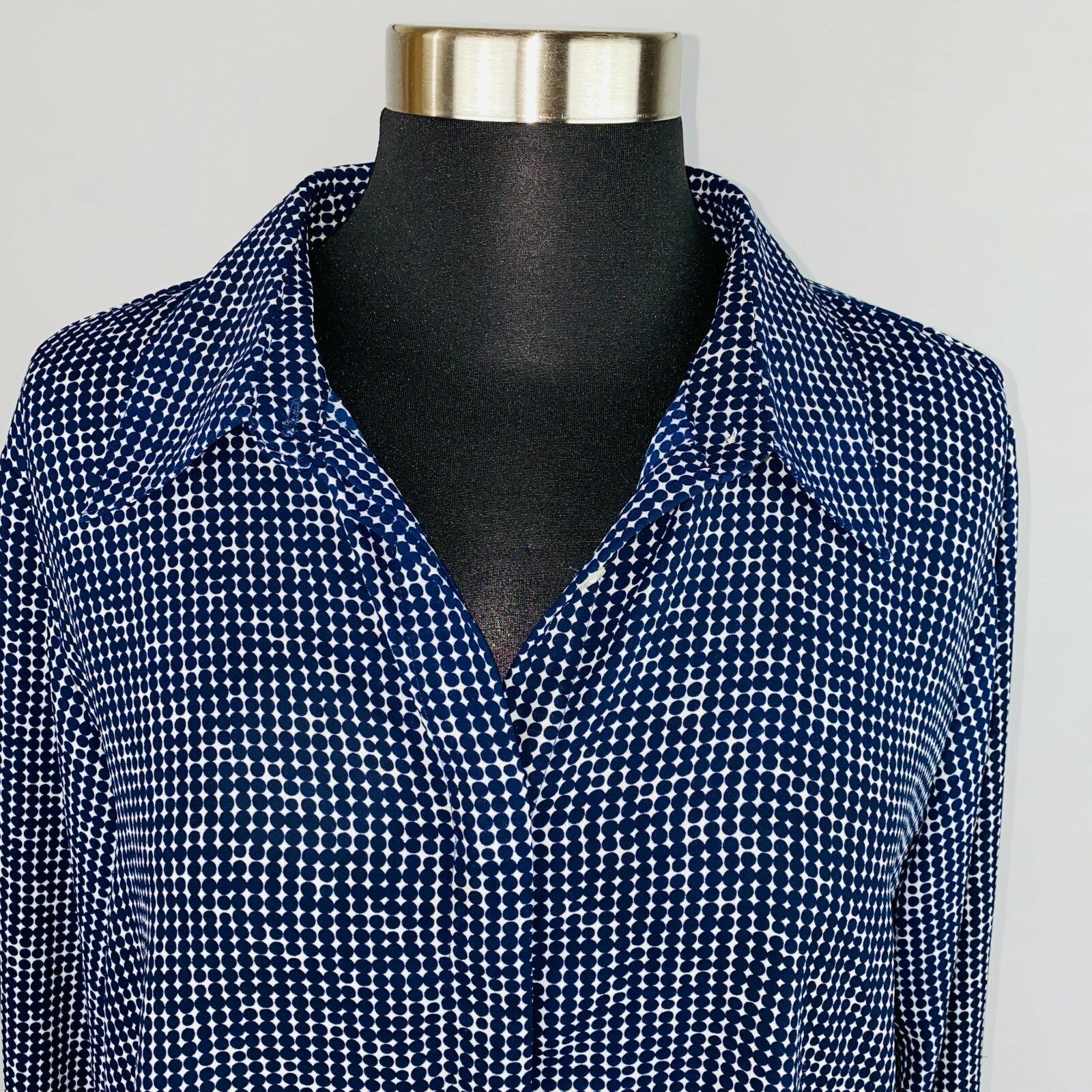 Chaps Top Womens Allover Tiny Unique Geometric Ci… - image 2